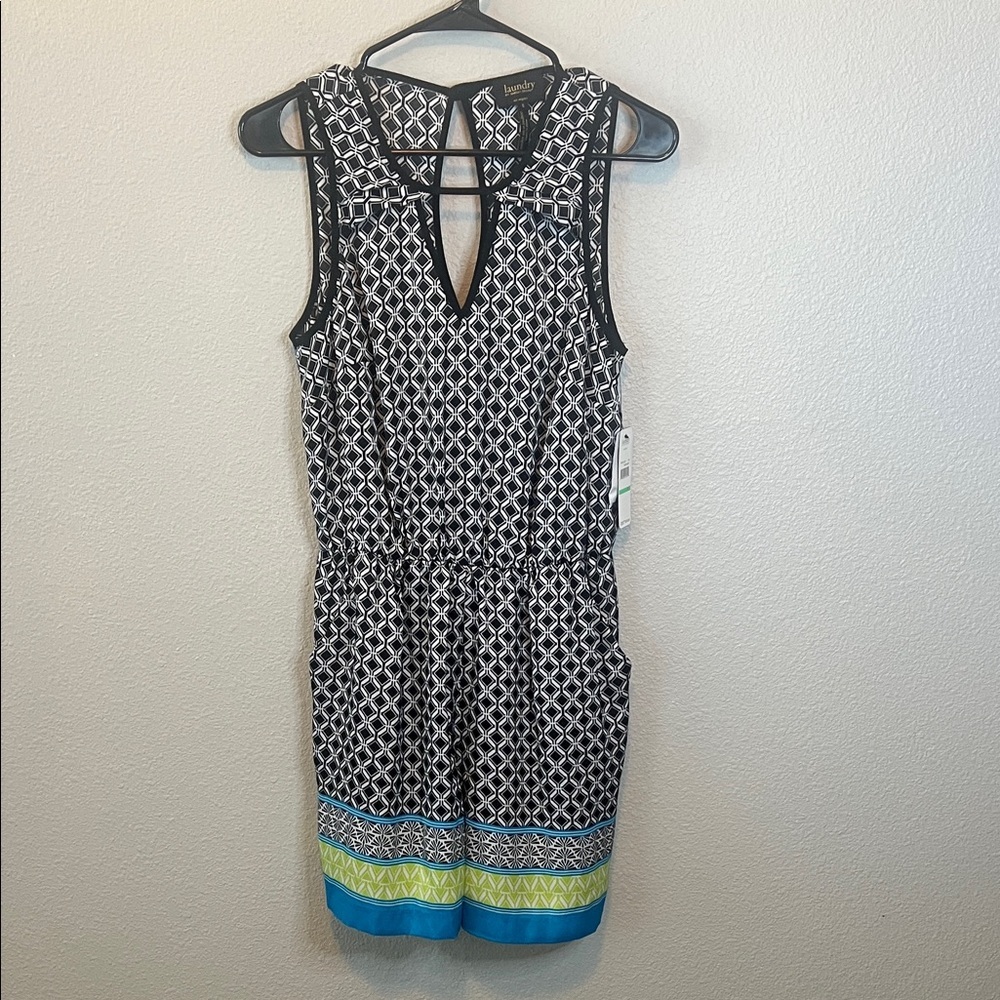 Laundry Black/White Geo Print Casual Romper Size 8 NWT